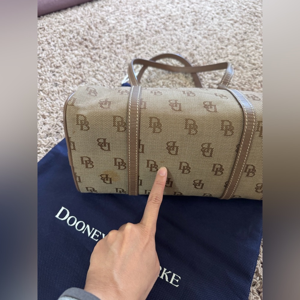 Dooney & Bourke Tan/Brown Signature Barrel Bag - Picture 12 of 13